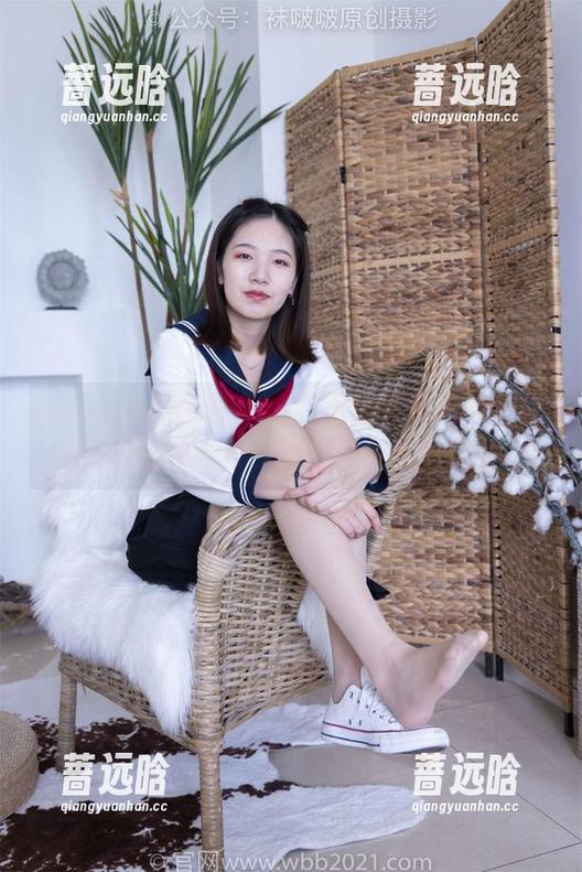 BoBoSocks袜啵啵 - 小甜豆的高跟长靴写真合集：每一张都是时尚的挑衅