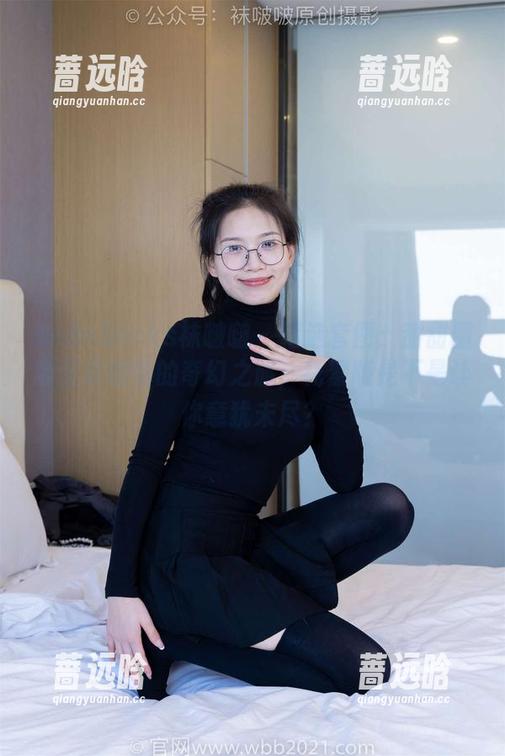 BoBoSocks袜啵啵 - 精选套图：甜甜圈和蓝莓剧情的奇幻之旅，花絮版是不是让你意犹未尽？