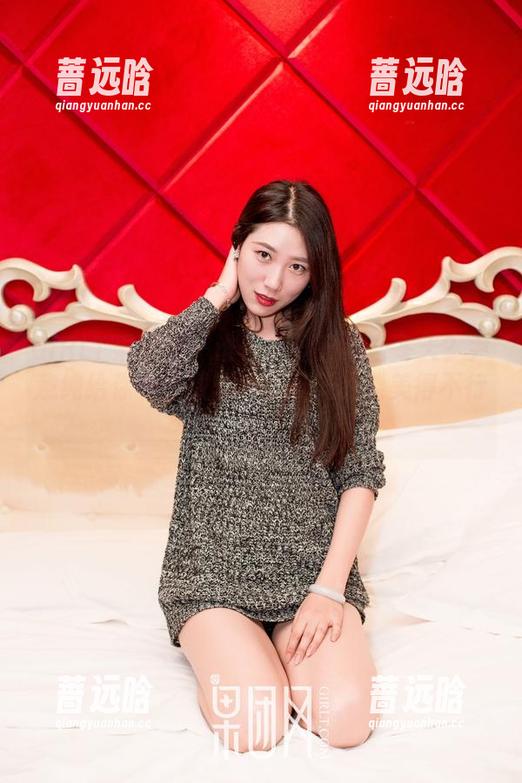 GIRLT果团网-尹意纯 GIRLT果团网 - 谁说灰丝只适合冬天?尹意纯给你看免费写真,夏天也能美得不行!