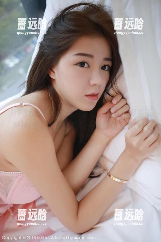 MFStar模范学院 - 美脚大揭秘！糯美子Mini全套图集，随便一张都让人心动！