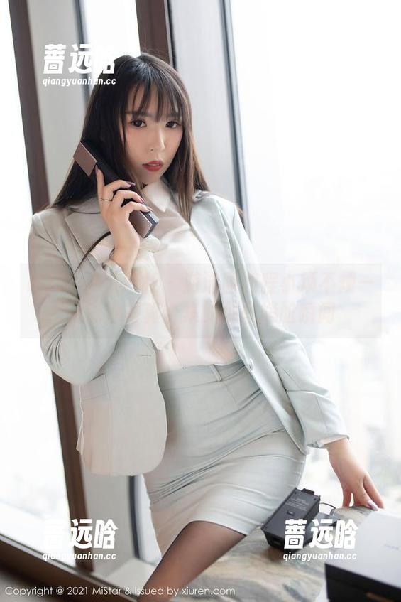 MiStar魅妍社 - 游泳圈和程小烦不烦——泳池写真合集的那些尴尬瞬间