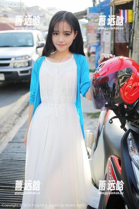 MyGirl美媛馆-糯美子MINIbabe MyGirl美媛馆 - 原图曝光:糯美子MINIbabe海边玩沙子,无意间成了沙雕大师!