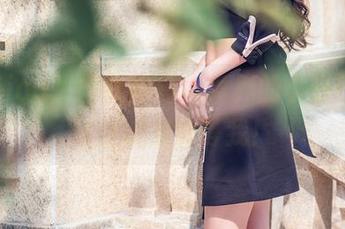 TouTiao头条女神 - 写真界的小热巴，天使在这里等等我！