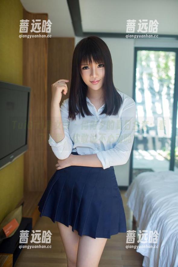 TuiGirl推女郎 - 何何夕的夏日全套：看了原图，你敢说不心动吗？