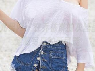 UGirls尤果网 - 在乔依琳的灰丝里，发现定制写真的新可能