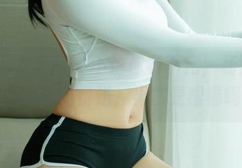 UGirls尤果网 - 不怕你看不完，杨乔之的肉丝图册免费送，果然是眼福啊！