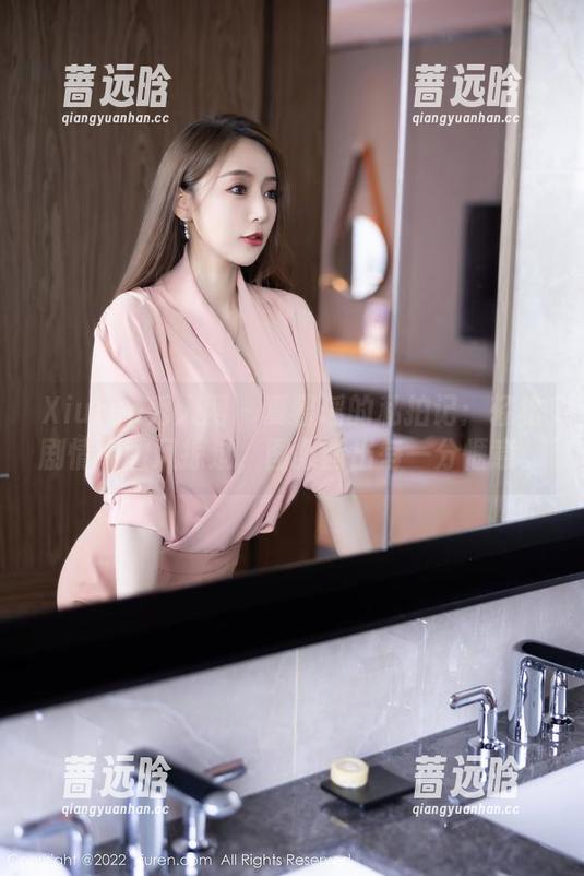 Xiuren秀人网 - 夏馨瑶的私拍记：轻松剧情如微风掠过，图集画出每一分惬意。