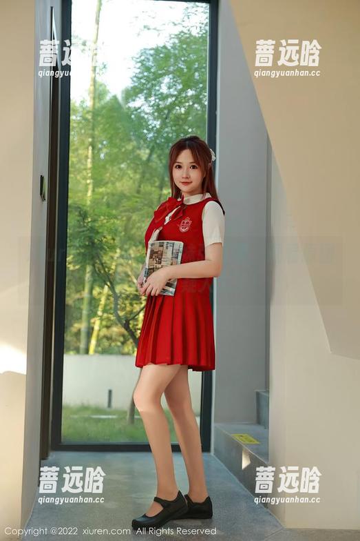 Xiuren秀人网 - 学妹张庭蓉，观看原图时我真的怀疑人生了！