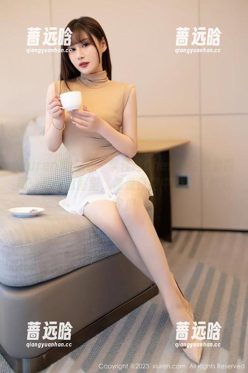 Xiuren秀人网 - 李佳芮Cherie的温柔瞬间：最新原图里，像是夜空中的星星默默守护