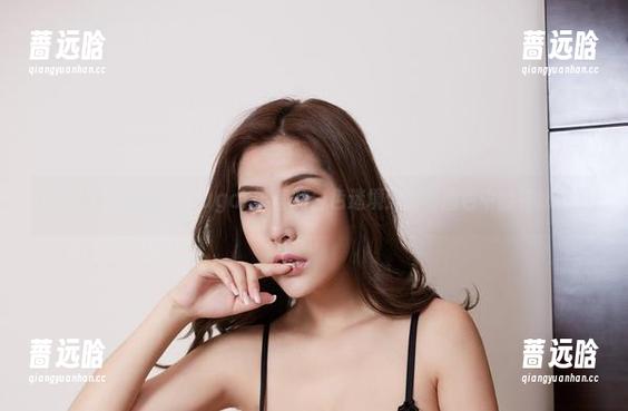 YouWu尤物馆 - Sugar梁莹的白色迷境：剖析图包中的神秘资源