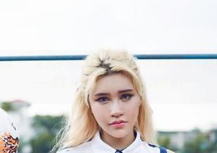 YouWu尤物馆 - “深藏不露的悦儿Yuky：修女形象背后的华丽作品集”——这些资源，简直是877的最爱！