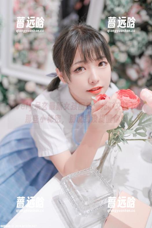 lovely呆玄最新女孩图集：光影交错下的那些小秘密，别说我没提醒你！