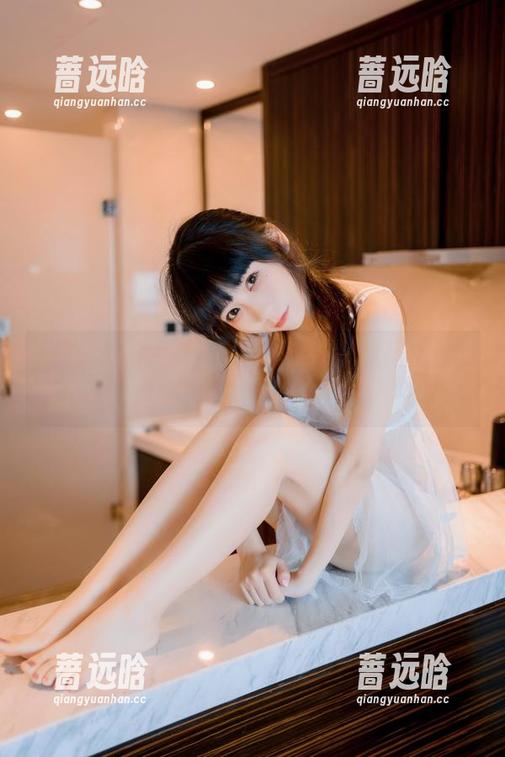 一起来欣赏usejan蓝蓝的美图，黑兔图包里的秘密等你来发现！