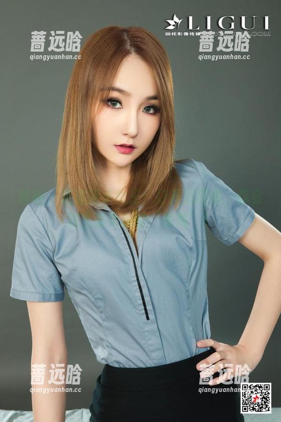 丽柜 - 沉迷团子女王：打开这图库，你会对生活有新的‘视角’！