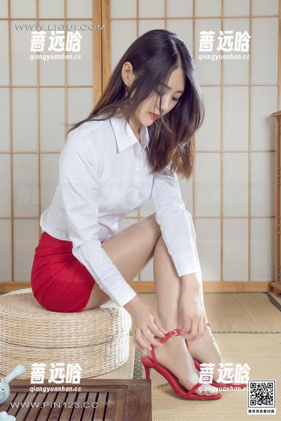 丽柜 - 甜甜的图库新作来了，妹妹的幽默瞬间，让你忍不住点赞！