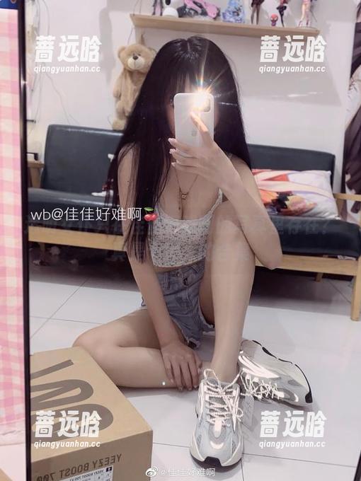 透明女仆只在佳佳好难啊的写真里存在？真是个迷人的合集