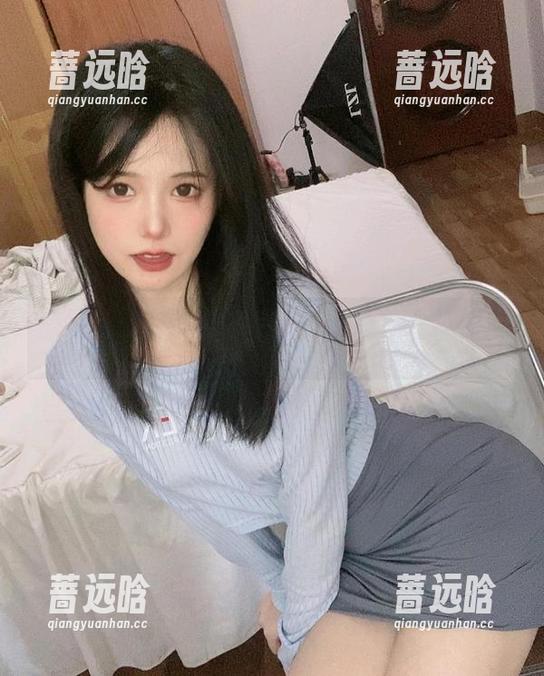 倦倦喵旗袍壁纸来袭，保证让你心跳加速。