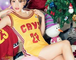 克拉女神 - 白色诱惑：凌雪私拍资源，让你忍不住想要更多