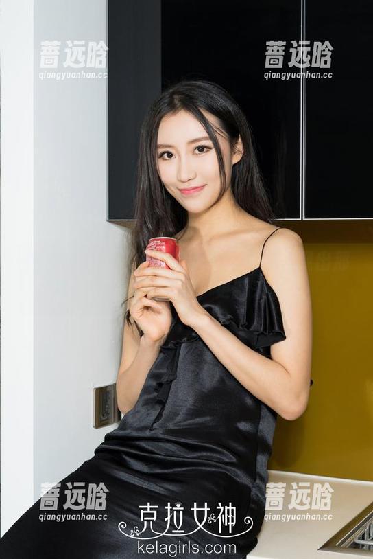 克拉女神 - 毛衣下的昕予：原图呈现出那种不可言喻的温暖，更新来看下！