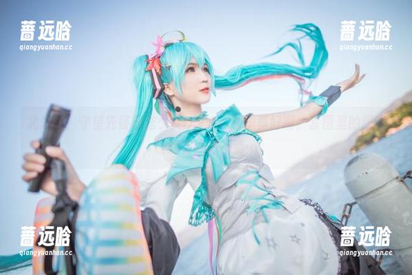 北之北，守望先锋魔法少女D.VA：原图真好啊，套图里的细节让我有点想不清…