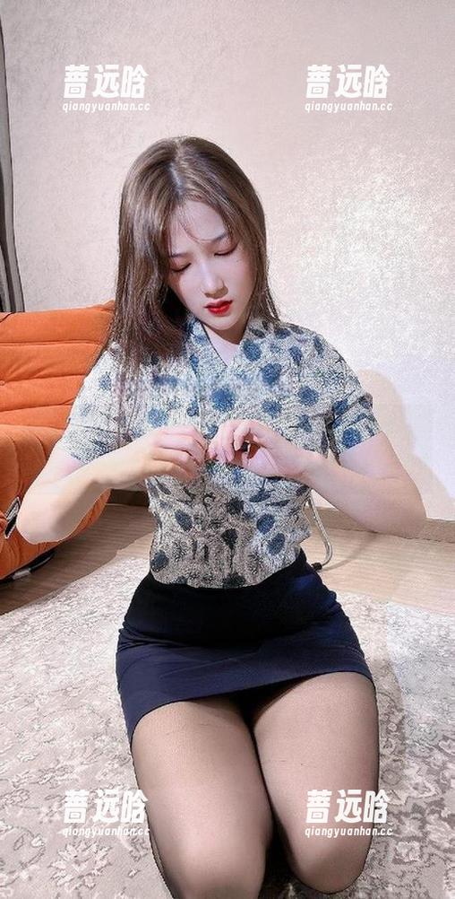 微密圈 - 可可西yyy最新职业装秀，真心希望老板不要过于关注！