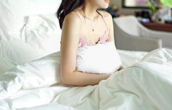 嗲囡囡 - BABY_柒的泳装私房合集，光影和色彩的纠缠，让人心跳加速。