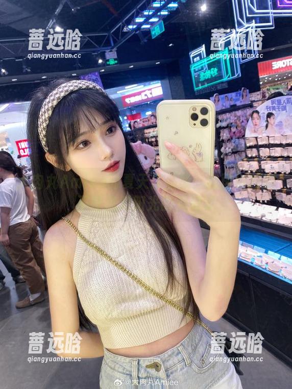 大肉丸Amiee的夏天作品集：我再也控制不住我对阳光的偏爱了