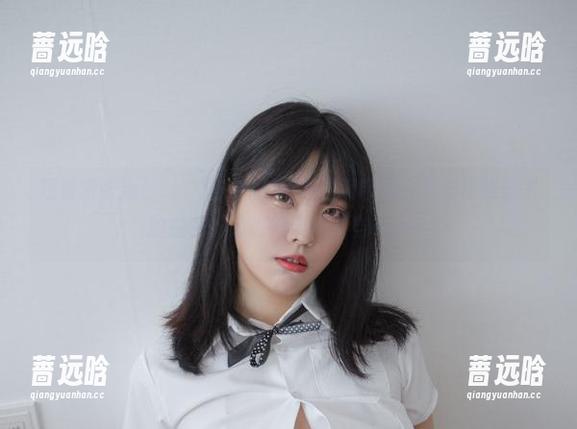 观看宋哈娜(송하나)的DJAWA-仅缎带装，感受定制艺术的魅惑，谁说缎带只能当礼物？
