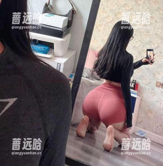 微密圈 - 无圣光的宝儿茹171与她的礼服：图片背后的隐秘，发现另一面