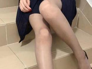 微密圈 - 丝袜中的小仙女ELaine，原图似乎在和我嬉闹…