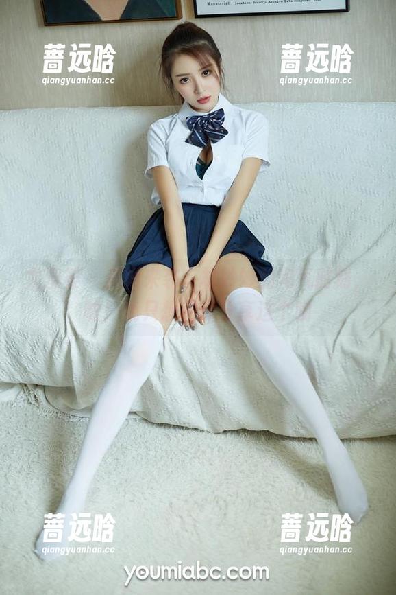 尤蜜荟 - 美图来袭：林妙妙的淘气时刻，嘘！我只想和你分享这个吻