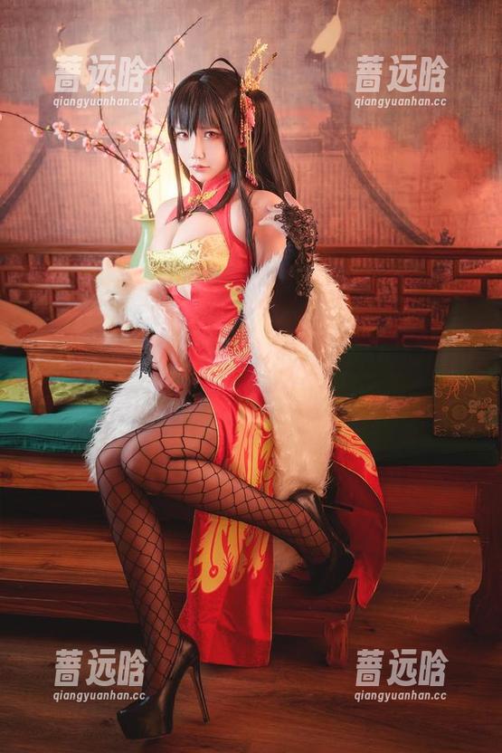 潮流泳池，免费作品：抱走莫子aa的自拍秘密