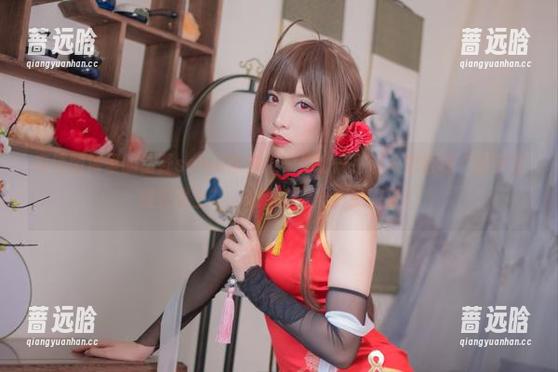 高清图库里的星野saori旗袍，一件比一件让人想直呼“这事儿得安排上”，心动的感觉真的来了！