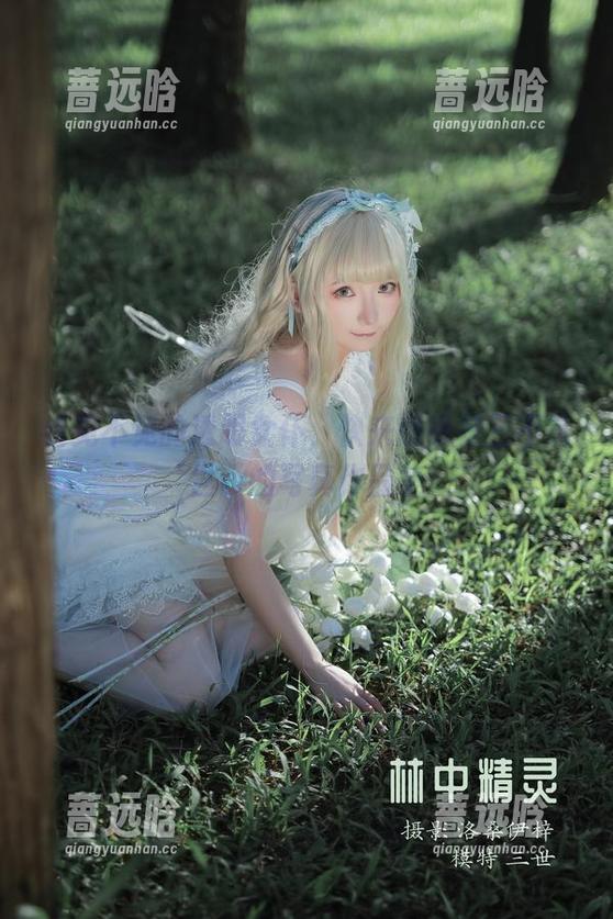 看见不见的透明女仆，快来感受是三不是世w的写真作品集