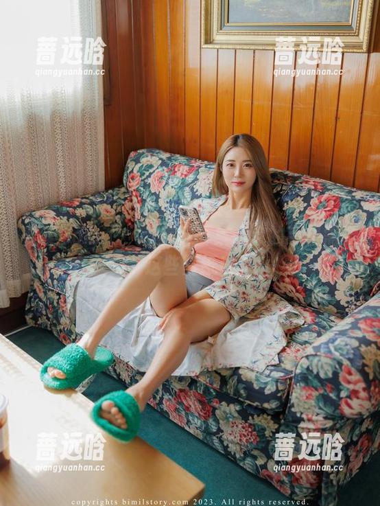 普美Bomi(보미)美脚合集：你的手机需要这些壁纸！
