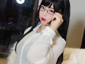 杏子夫人：如何凭借回家诱惑的cos分享捕获所有眼球？