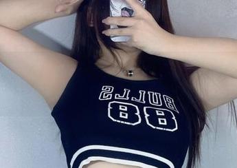微密圈 - 看！桃沢樱呀穿着白色裹胸吊带袜的原图分享，仿佛空气都变得甜腻！