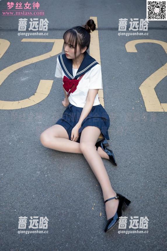 梦丝女神 - 花月舞照片合集中，套装与光影的狂欢，谁不想来一场？