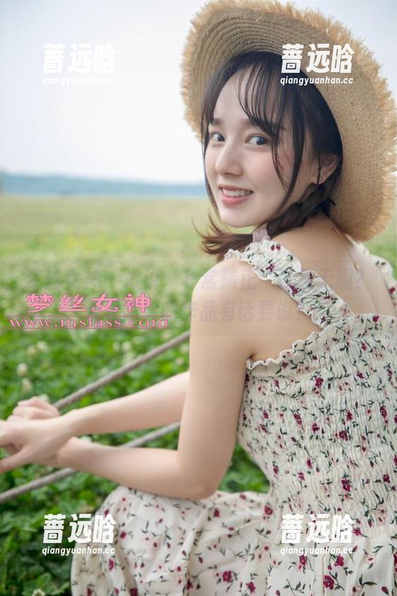 梦丝女神 - 谁说‘非常端正’就是无趣？观看陈玲的作品有话要说！