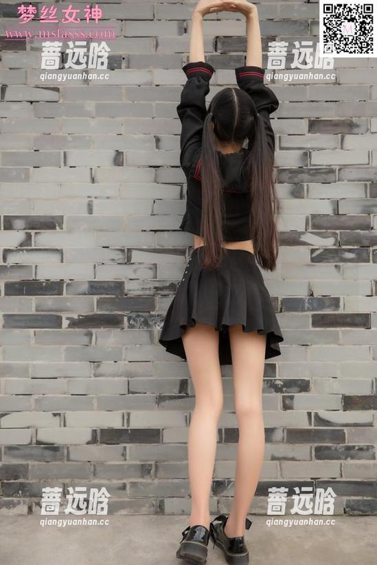 梦丝女神 - 香萱水手服写真畅游合集：在波光粼粼的记忆里