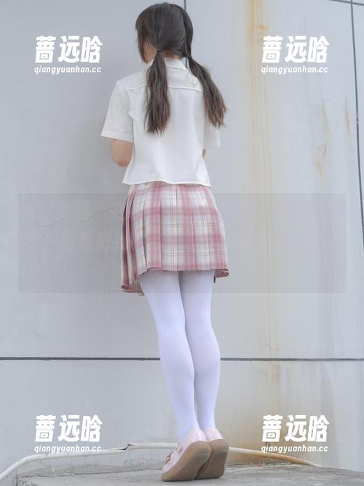 森萝财团 - 在线作品：小奶糕Milky穿旗袍，居然把我的心都包裹得紧紧的，快来解救我！