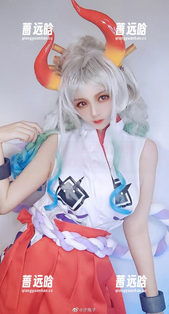 最新汐兔子照片，豹纹时刻，预警：迷醉效果超强！