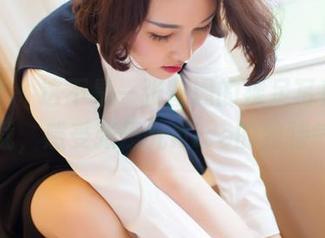 爱蜜社 - 这不是一张普通的裸足写真，点击下载，感受张思允Nice的独特气息！