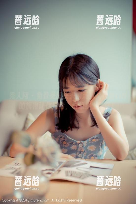 秀人网 - 免费美图快来围观！周琰琳LIN的旗袍让你捂脸，也想穿上试试！