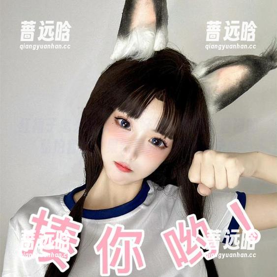 红裙子怎么可以这么好看？章鱼小童谣的私拍套图，果然是光和影的魔法。