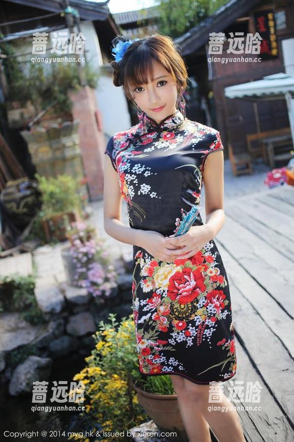 美媛馆-软软子 美媛馆 - 看这里!软软子在线的裤里丝图片,带你走入另一个维度!