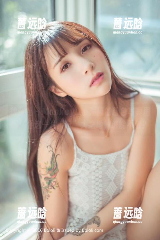 菠萝社 - Monkey_小潘鼠的粉色写真图册：看这一片“粉”大之地，谁能不爱？
