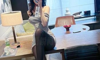 微密圈 - 哇塞，葛征的妹妹高清图片，阳光洒在她身上，整个画面都变得暖暖的，心情瞬间大好！