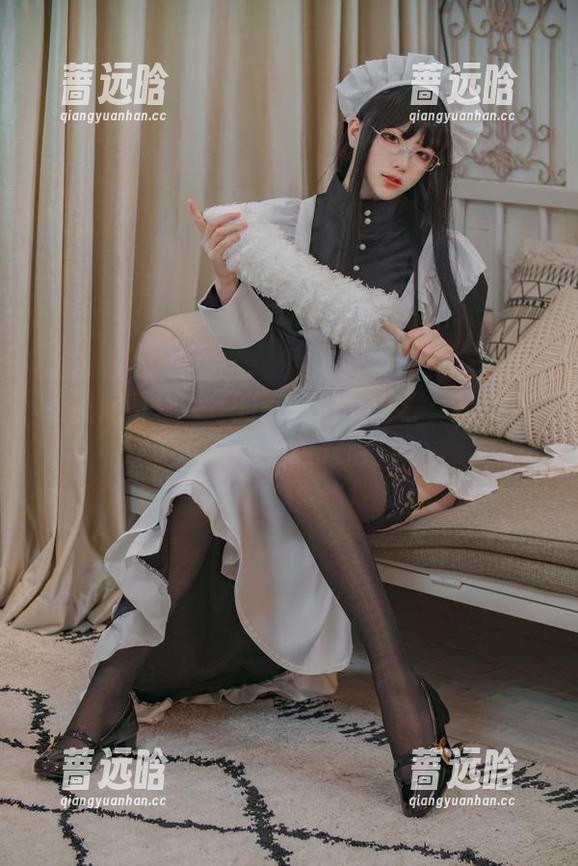 走进起司块wii的魅魔修女世界：原图与写真的另类对话！