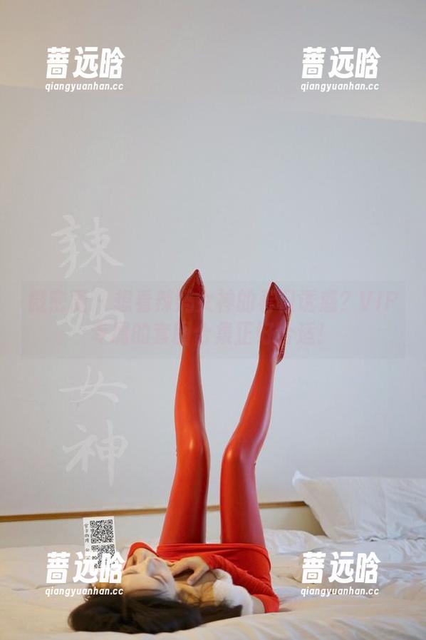 微密圈 - 想看辣妈女神的春日诱惑？VIP专属的套图合集正好合适！